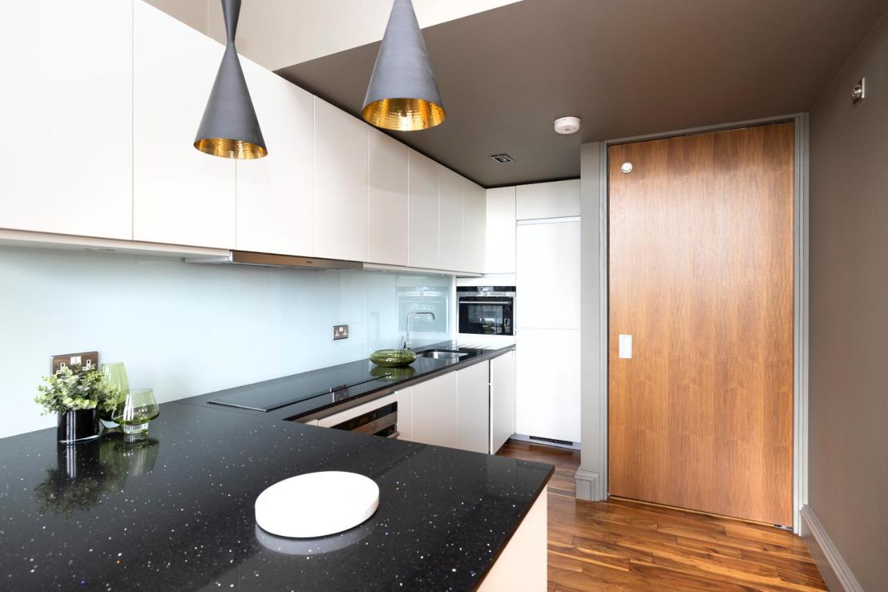 Joivy Chic 2br With Views At The Heart Of Old Town Appartement Edinburgh